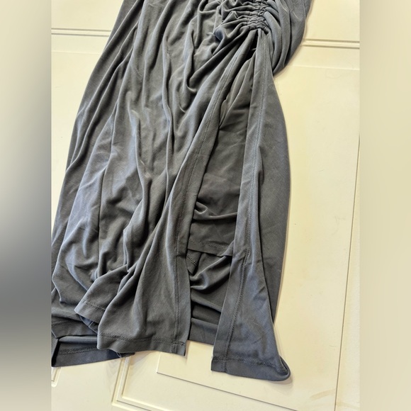 House of Harlow 1960 Women’s Size M Side Ruched Satin Maxi Dress Gray Blue - Picture 2 of 8